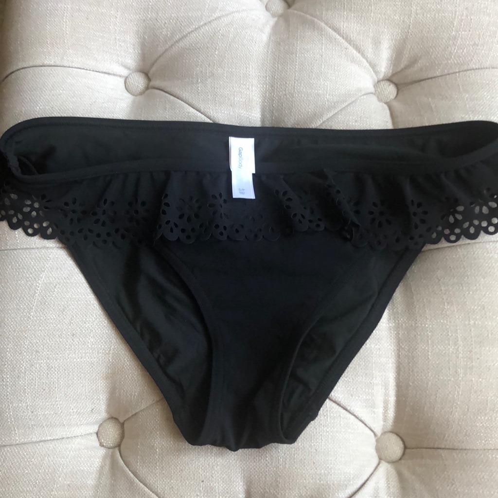 Bikini Button
